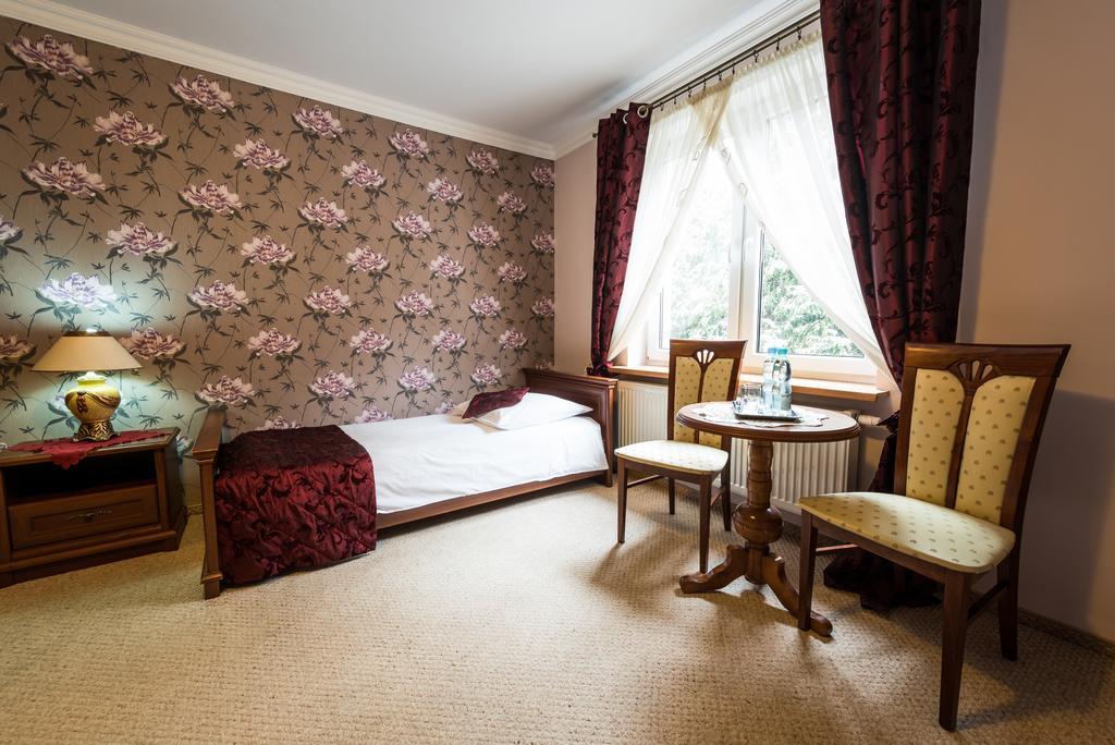 Hotel Palac Akropol Lublin Room photo
